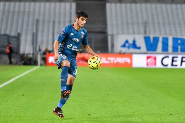  法甲最佳阵容揭晓，本土球员占据半壁江山